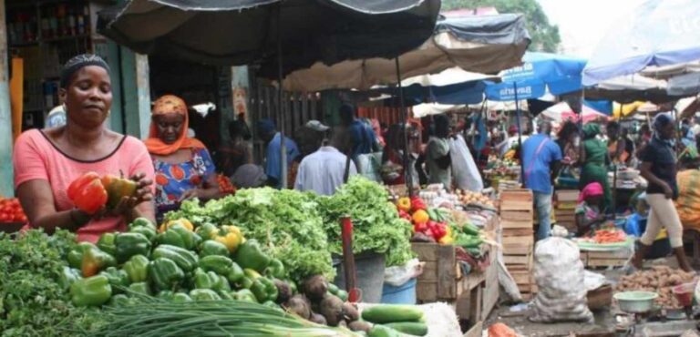 L&rsquo;augmentation des prix des denrées alimentaires affecte Mbuyi-Mayi