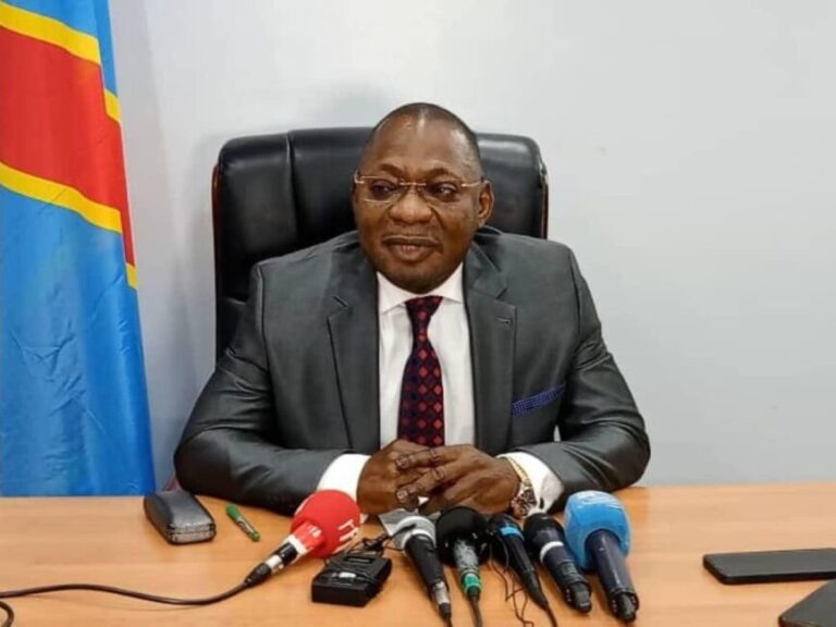 Acquisition d’un bien immobilier à Bruxelles: Firmin Mvonde brandit les documents bancaires