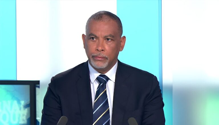 Félix Tshisekedi et les Défis de la Gouvernance : Regards d&rsquo;Olivier Kamitatu Etsu