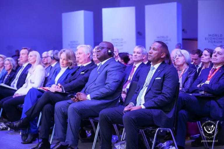 Trahison à Davos : Félix Tshisekedi, entre bonne foi et entourage douteux