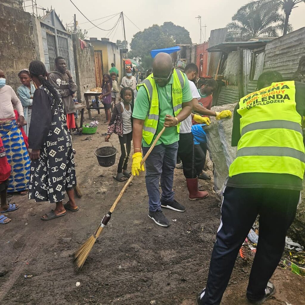 Lutte contre l&rsquo;insalubrité à Masina : Guyguy   Mulenda Nyembo en première ligne