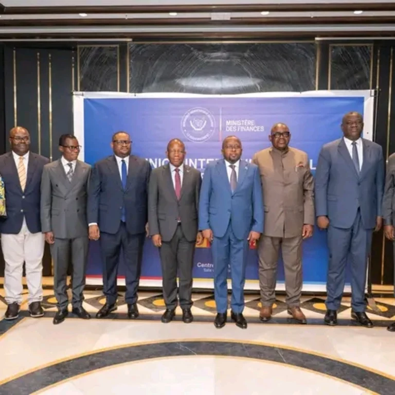 RDC : le gouvernement évalue la mise en œuvre du plan national de lutte contre le blanchiment des capitaux