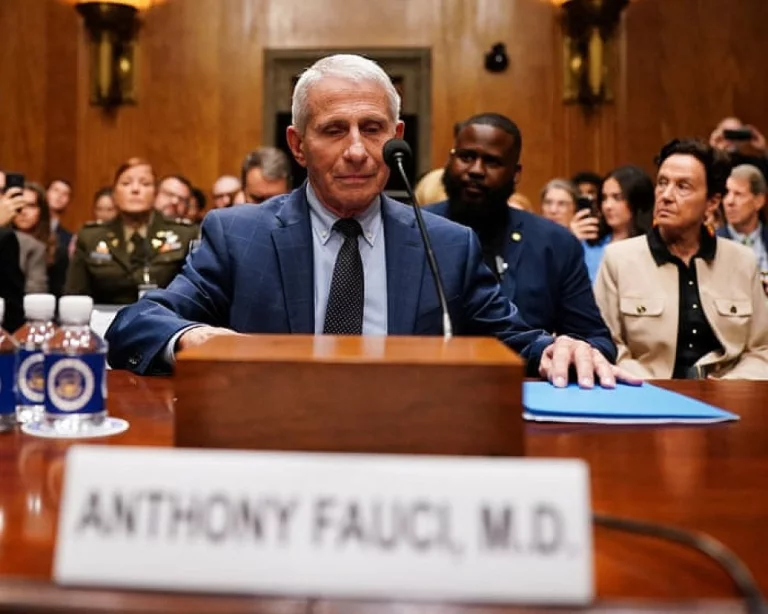 Anthony Fauci invoque le cinquième amendement lors d’une audition sénatoriale sur la Covid-19