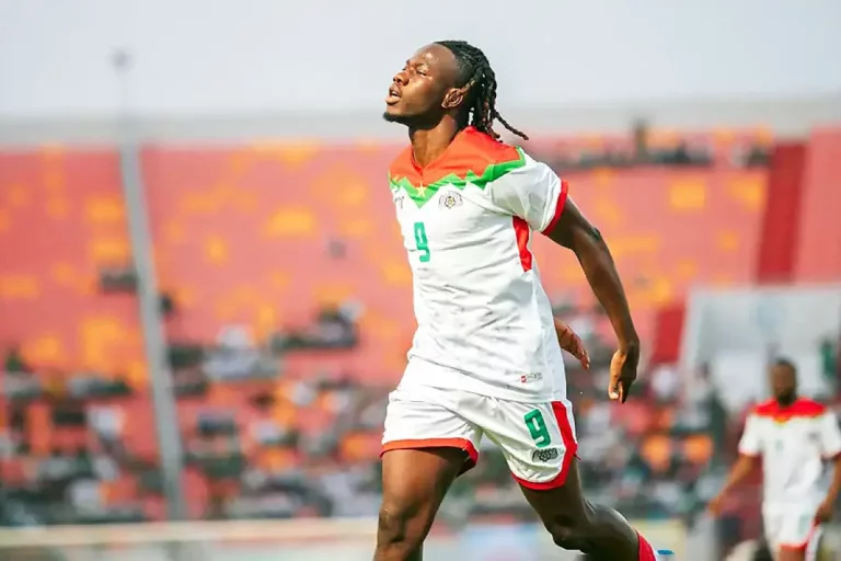West Ham envisages de recruter Issa Kaboré en vue d’un départ probable de Wan-Bissaka