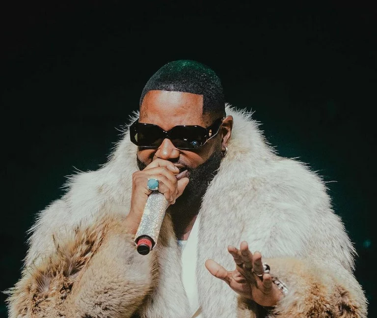 Ferre Gola déclare que son album &lsquo;Code 16&rsquo; sera publié en 2027 au lieu de 2026
