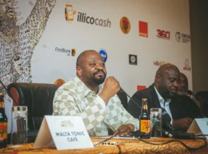 Moïse Mbiye révèle des interdictions de chant au sein de son église