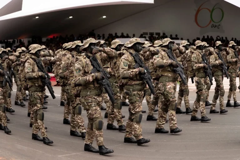 Yopougon : L’armée ivoirienne montre sa force lors des célébrations de l’Indépendance