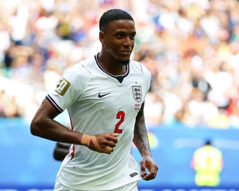 Arsenal conclut un accord de 51 millions de livres pour recruter Ezri Konsa d&rsquo;Aston Villa