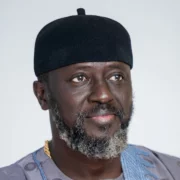 Kunle Omisore, acteur nigérian, raconte son expérience d&rsquo;une réunion de sorcières pour résoudre un conflit