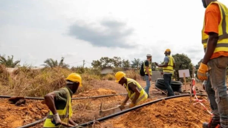 La RDC prévoit 11.500 km de fibre optique d&rsquo;ici 2030 pour stimuler sa transformation numérique