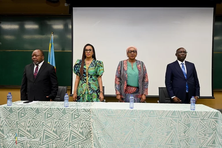 La Ministre O’Neige N’Sele conclu une formation de 250 agents pour numériser les archives foncières en RDC