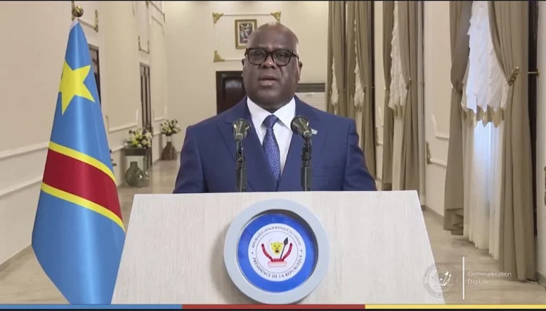 Félix Tshisekedi lance un dialogue national tout en préservant les négociations de Doha