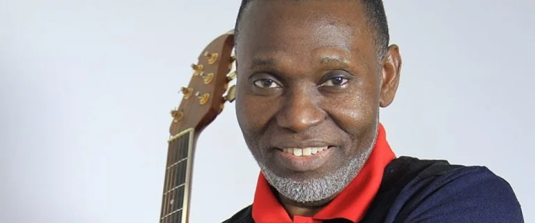 Décès de Carlyto Lassa, icône de la musique congolaise et pasteur, à Cincinnati à 65 ans