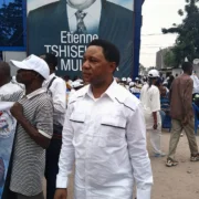 Marche de l’UDPS à Kinshasa : Isaac Tshisuaka Tshilombo en première ligne aux côtés d’Augustin Kabuya