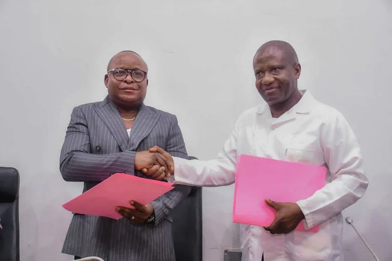 RDC : le CCLAM et l’Hôpital militaire de la Garde républicaine signent un partenariat de mutuelle santé