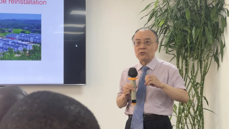 Les clés de la sortie de la pauvreté en Chine selon un ancien ambassadeur