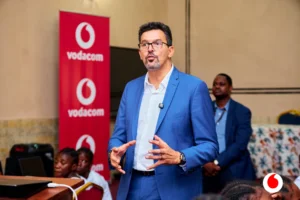 Vodacom Congo lance la deuxième cohorte de Code Like a Girl à Kinshasa pour 400 jeunes filles