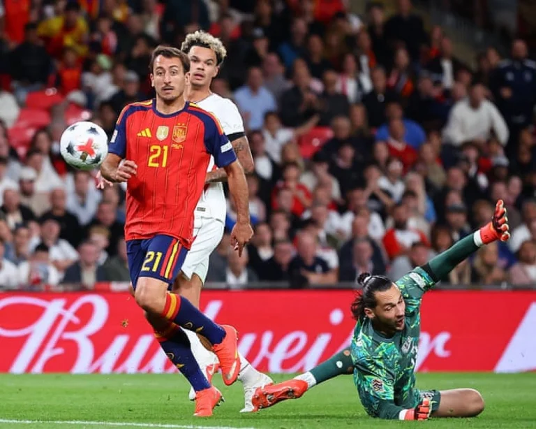 La victoire de l&rsquo;Espagne en Ligue des Nations grâce à Oyarzabal, l&rsquo;Angleterre paie sa pénalité manquée par Kane