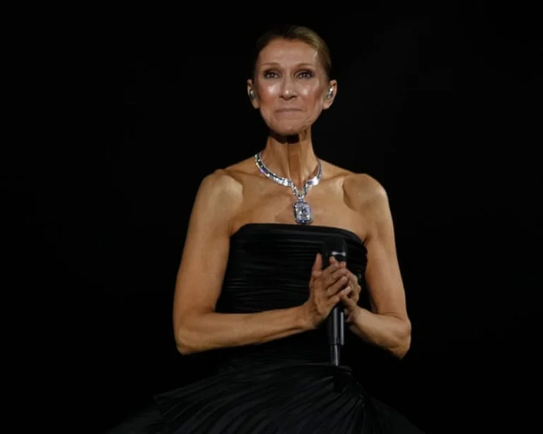 Céline Dion ému lors de son retour sur scène après plus de six ans d&rsquo;absence