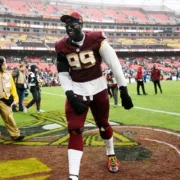Les Commanders surprennent les Seahawks, tandis que les Steelers triomphent des Bengals grâce à un fumble tardif