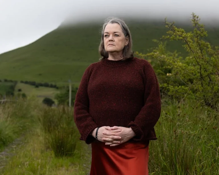 Louise Kennedy, auteur à succès, évoque son parcours depuis chef jusqu’à l’écriture