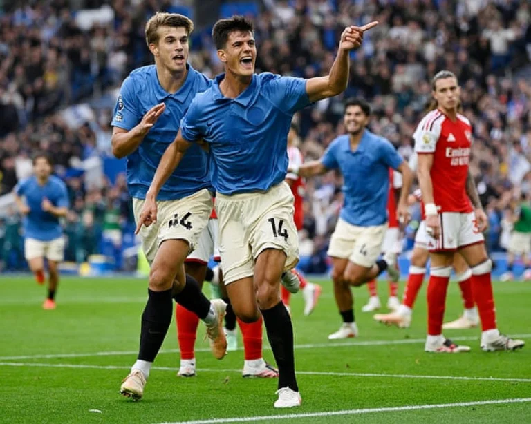 Brighton inflige une défaite 3-0 à Arsenal lors des matches de Premier League ce samedi