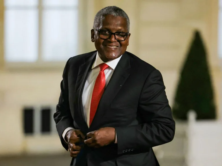 Aliko Dangote explique le choix de son petit-fils de gagner de l&rsquo;expérience avant de rejoindre l&rsquo;entreprise familiale