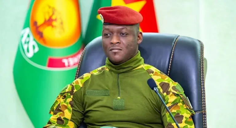 Les ONG au Burkina Faso obligées d’investir 80 % de leur budget sur le terrain