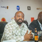 Réactions de Moïse Mbiye aux déclarations des Églises de réveil : tristesse plutôt qu&rsquo;énervement