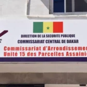 Sénégal : Un agent de sécurité interpellé pour le vol d&rsquo;une voiture au moyen d&rsquo;un camion-grue