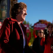 Trump allège certaines taxes sur le Canada pour soutenir Susan Collins dans sa réélection au Maine