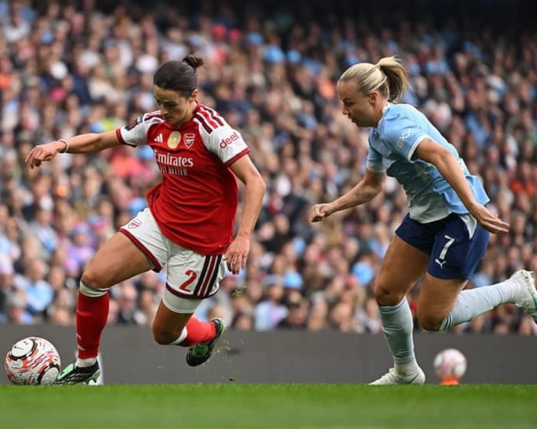 Arsenal affronte Manchester City dans la Women’s Super League : dernières nouvelles en direct