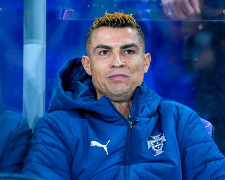 Cristiano Ronaldo suspendu provisoirement par la fédération portugaise de football après son départ de l’équipe nationale