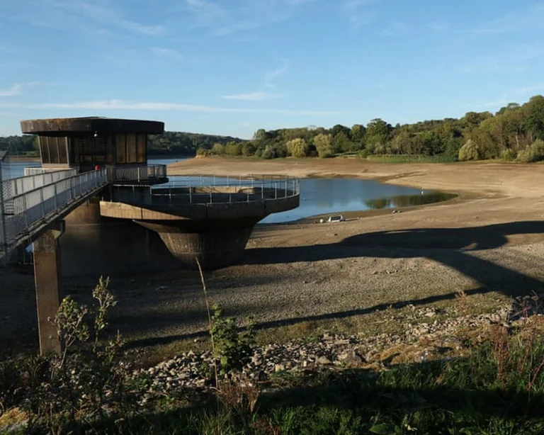 Une sécheresse sévère déclarée dans six régions d&rsquo;Angleterre menaçant les réserves d&rsquo;eau publiques