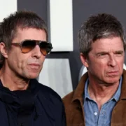 Oasis engage des poursuites pour empêcher la vente de ses enregistrements inédits d&rsquo;une valeur de plus de 1 million de livres