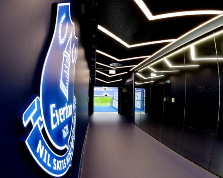 Le propriétaire d’Everton, The Friedkin Group, envisage de vendre le club après deux ans