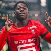 Le PSG scrute de jeunes talents africains en Ligue 1 pour préparer son avenir