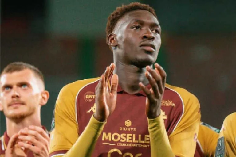 Cinq footballeurs africains brillent en Ligue 2 lors du début de la saison 2026/27