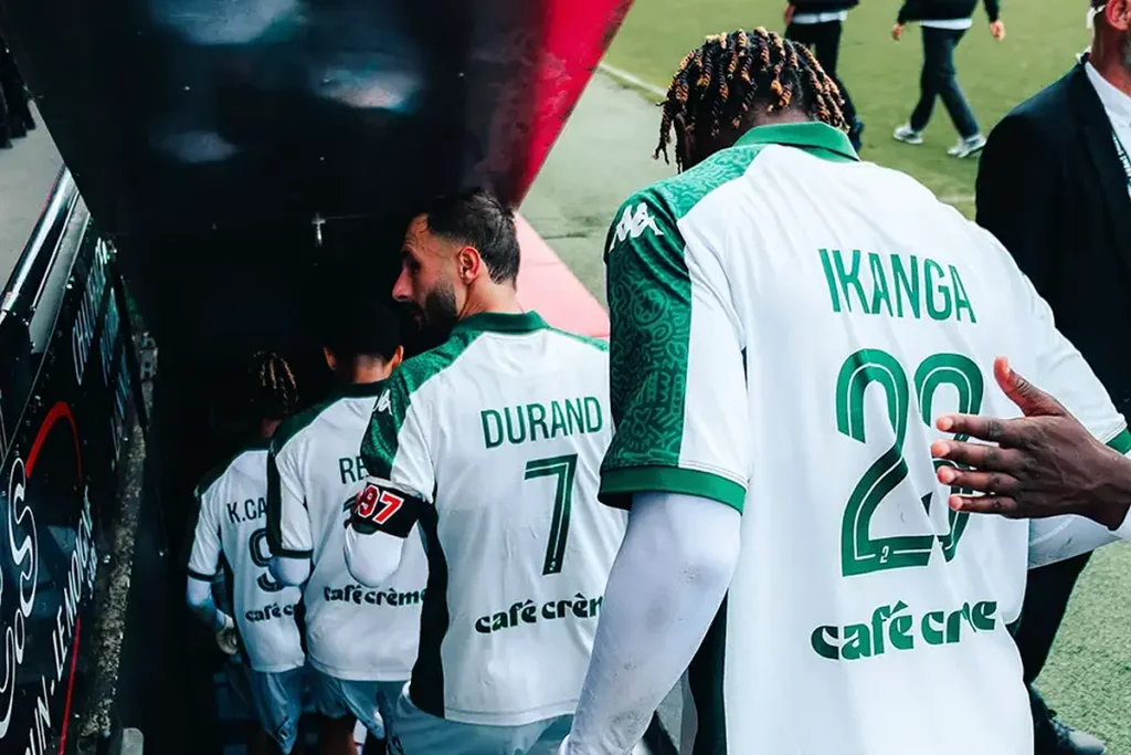 Montpellier et Red Star : enjeux et compositions probables pour le match décisif de Ligue 2