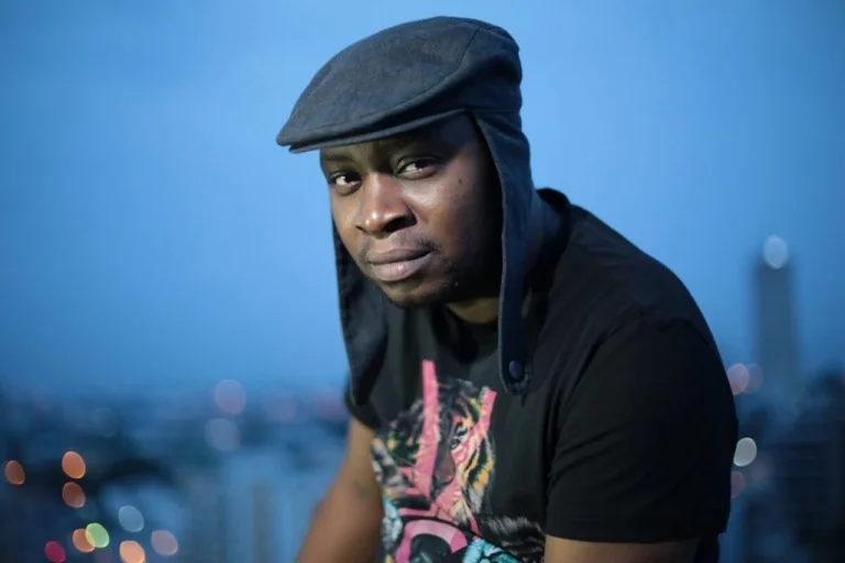 Roga Roga : Son état de santé s&rsquo;améliore après une admission en soins intensifs à Brazzaville