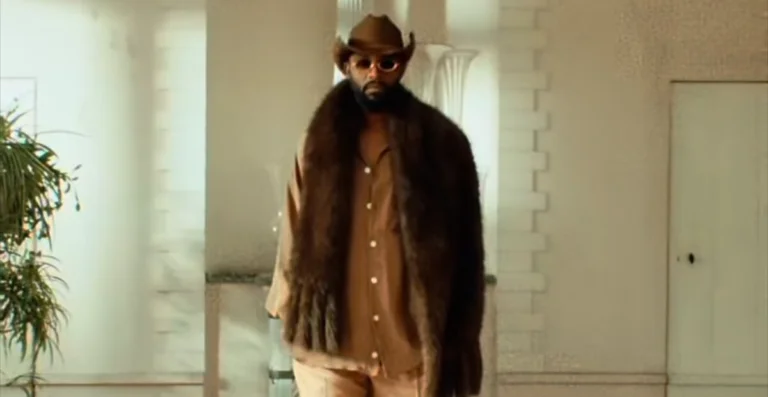 Fally Ipupa lance le clip de sa chanson « Délirium » issue de son album XX Délirium