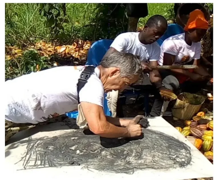 Mobilisation pour la Biennale internationale des arts d’Abidjan : appel d’Augustin Kassi à l&rsquo;unité nationale
